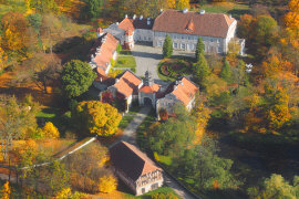 palace manor hotel restaurant indkvartering lejligheder værelser i Polen Mazury