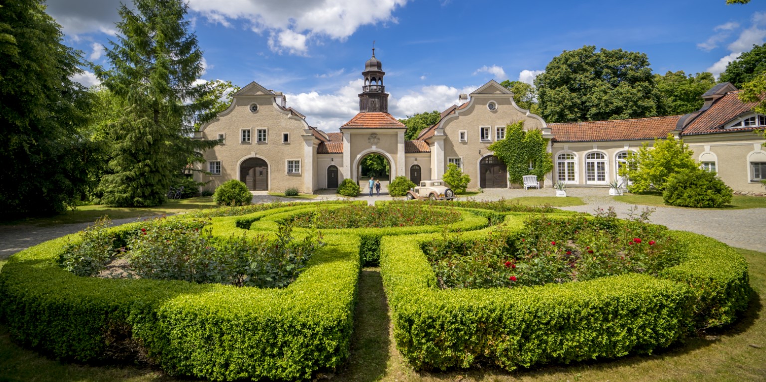 palace manor hotel restaurant indkvartering lejligheder værelser i Polen Mazury